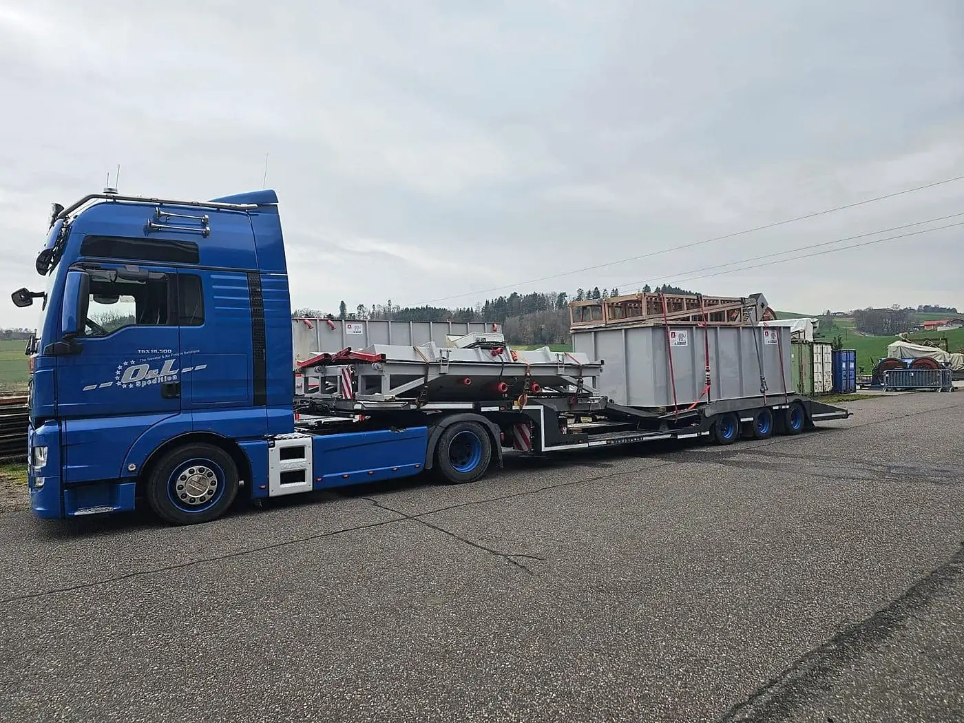 Structuri metalice și echipamente industriale transportate - OL Speditionwagon